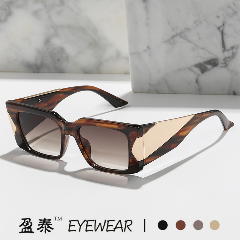 新款方框时尚太阳镜026 跨境个性女士墨镜 欧美金属条太阳眼镜潮