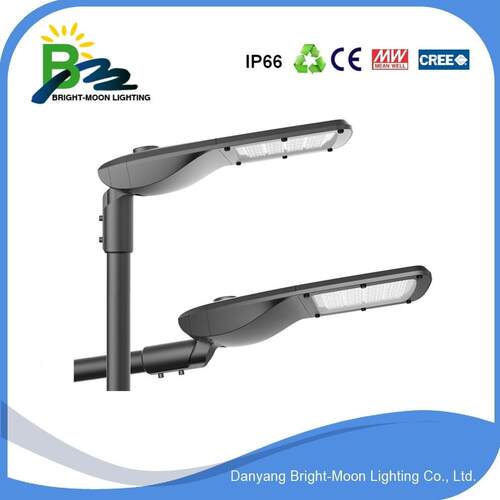 可调安装角度CB/ENEC/CE/ROSH/IK08/IP66认证的LED路灯