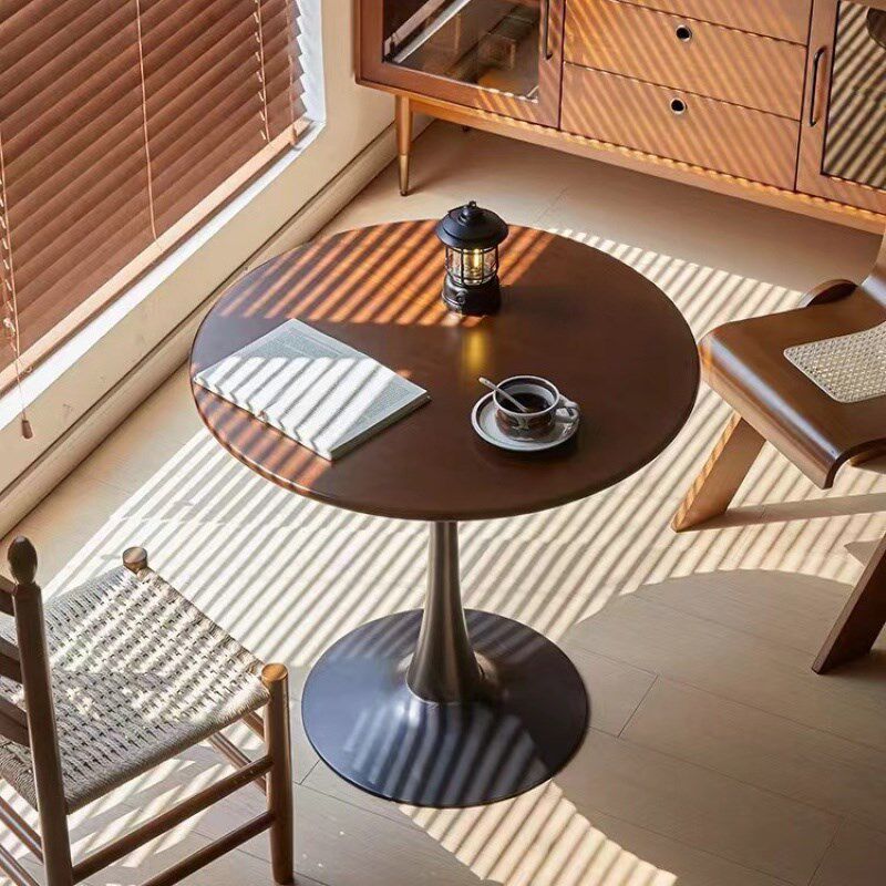 复古餐桌小户型家用胡桃色圆形饭桌郁金香阳台休闲咖啡厅洽谈桌子