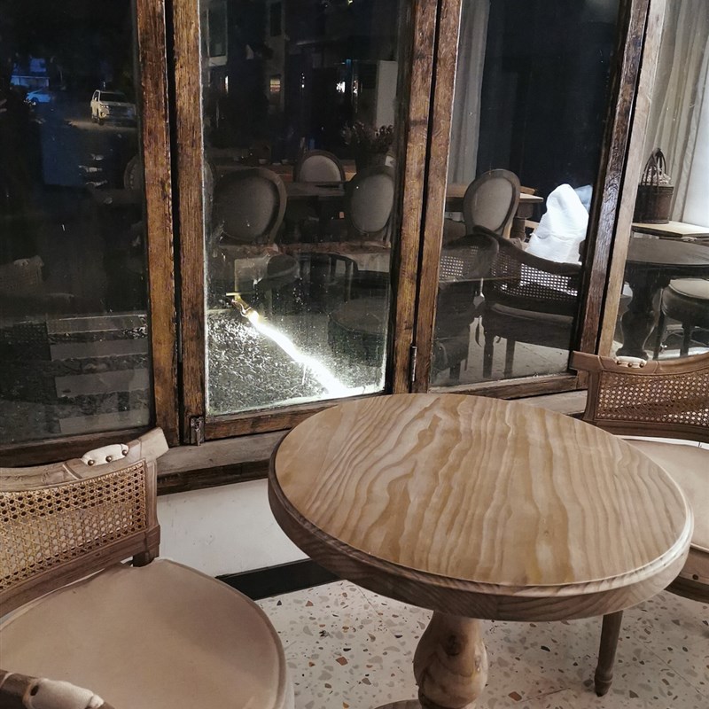 复古实木桌小圆桌茶几方形餐桌椅方桌咖啡桌餐桌椅西餐厅餐桌