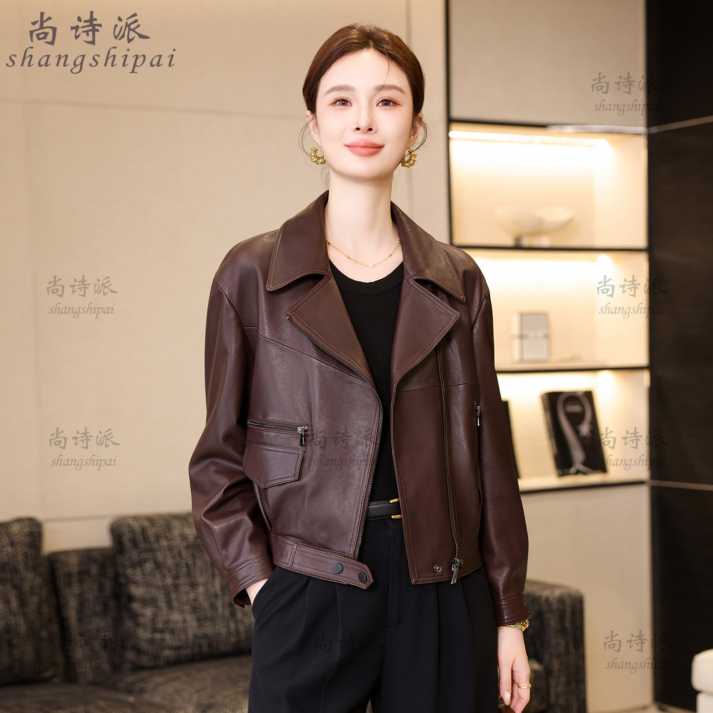 真皮皮衣女短款2025春秋新款海宁绵羊皮夹克妈妈装休闲宽松外套