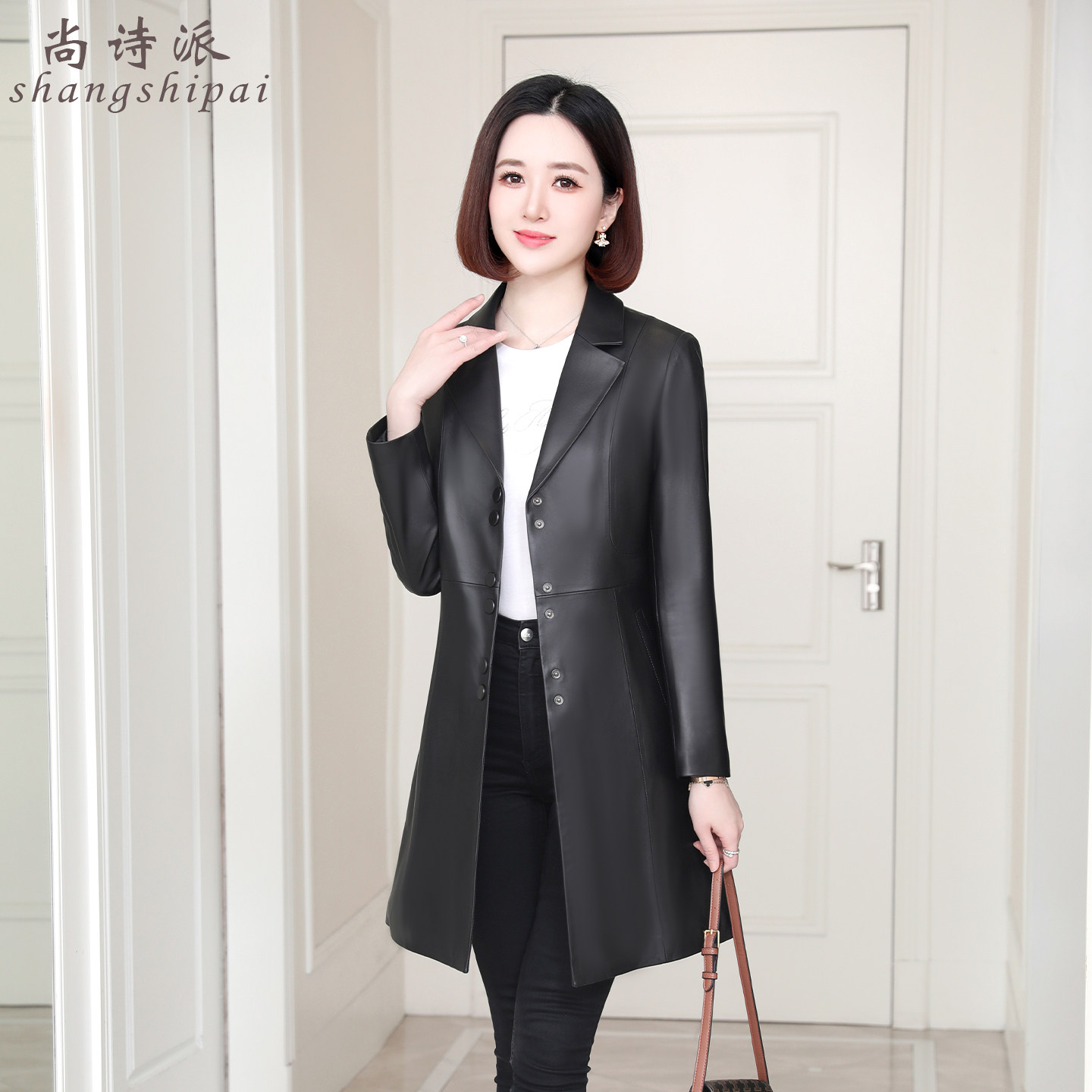 海宁真皮皮衣女2025新品春秋妈妈装绵羊皮风衣中长款西装修身外套