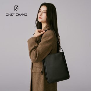 CINDY ZHANG2025年秋季新款边界托特牛皮单肩斜跨托特包百搭通勤