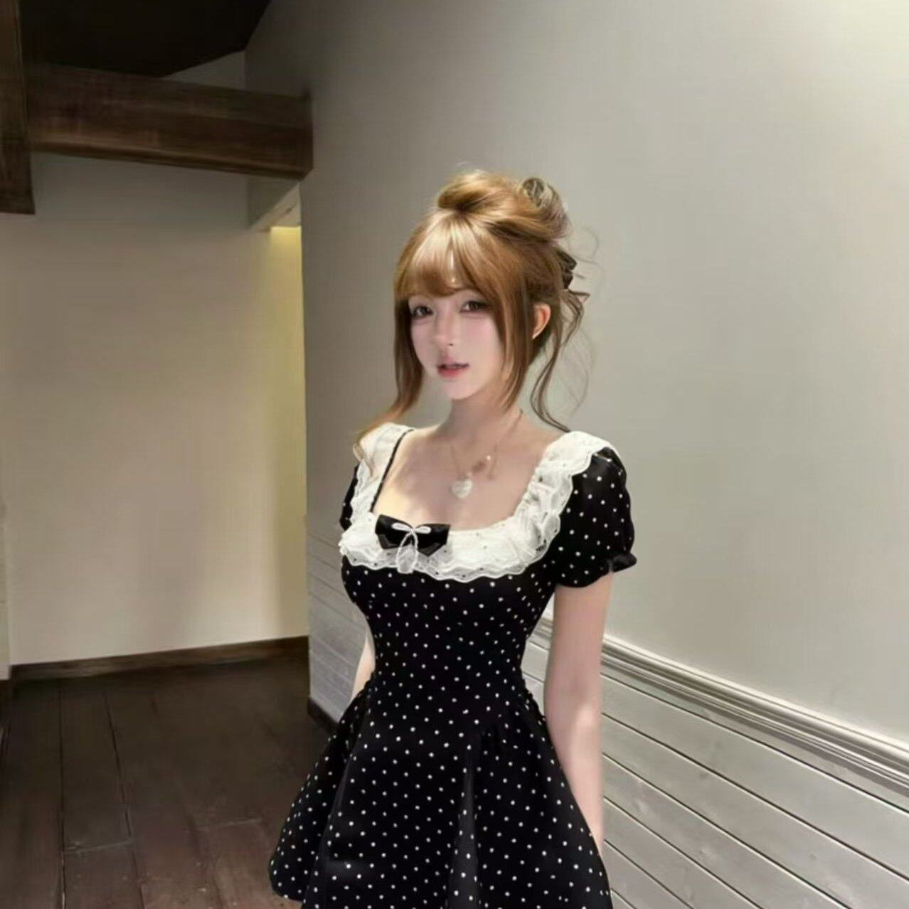 甜崽小鹿芙芙月有袖款miu系波点杏色连衣裙女千金风收腰裙子