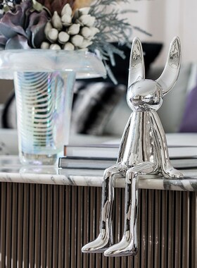 设计师严选样板房间客厅白色恋电视柜酒柜抽象艺术软装饰品