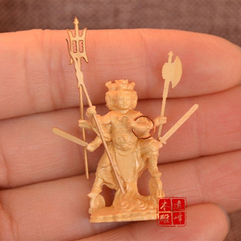 黄杨木雕微雕一寸三头六臂哪吒三太子中坛元帅实木雕刻精,家居饰品,木雕,淘宝优惠券,粉丝福利购,淘宝优惠卷