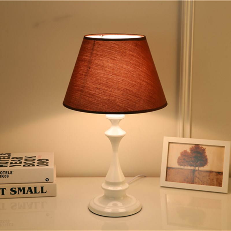 现代时尚艺卧室床头触摸台灯温馨调光床头灯客厅酒店宾馆欧式