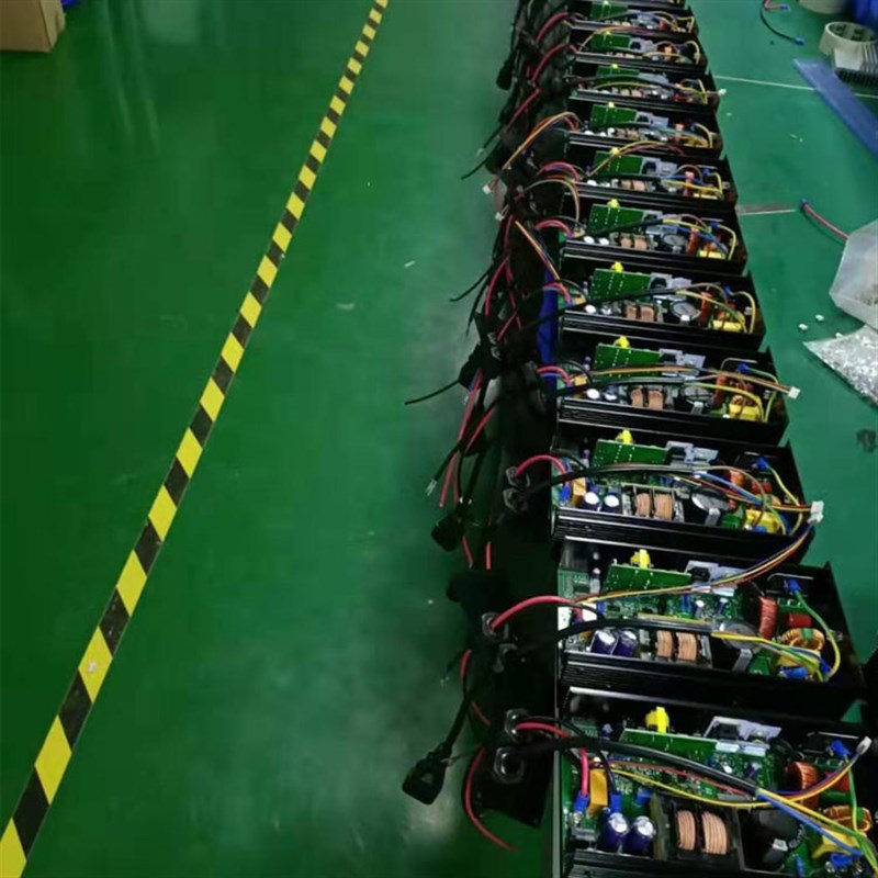 24V10A中力小金刚电动搬运车扫地车充电器锂电池铅酸电池充电器