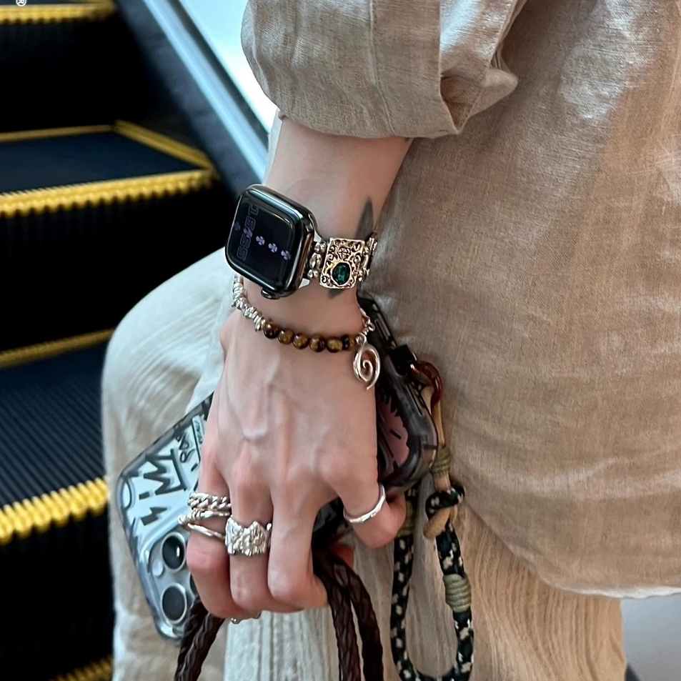 Y2K甜酷珐琅多巴胺applewatchs10金属表带适用苹果手表iwatchs9代8765小众苹果表带高级感女款s11民族风腕带