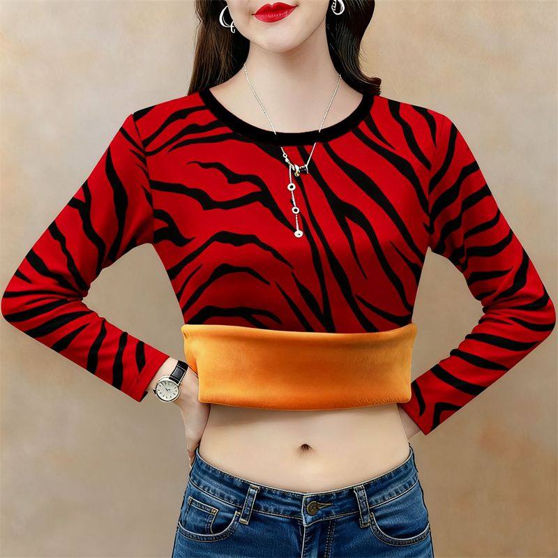 圆领加绒加厚打底衫女秋冬款潮流保暖休闲显瘦大码内搭长袖上衣女