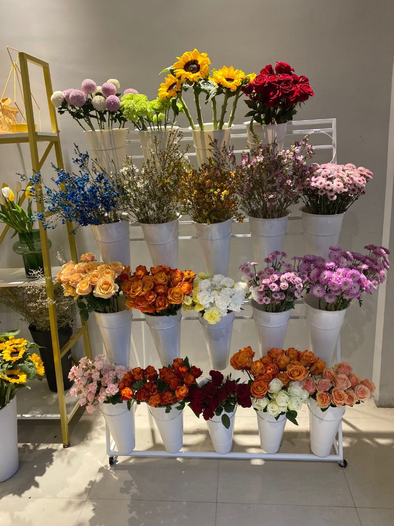 鲜花店花架大号花店花架可移动铁艺多层鲜花展示架塑料花桶架子