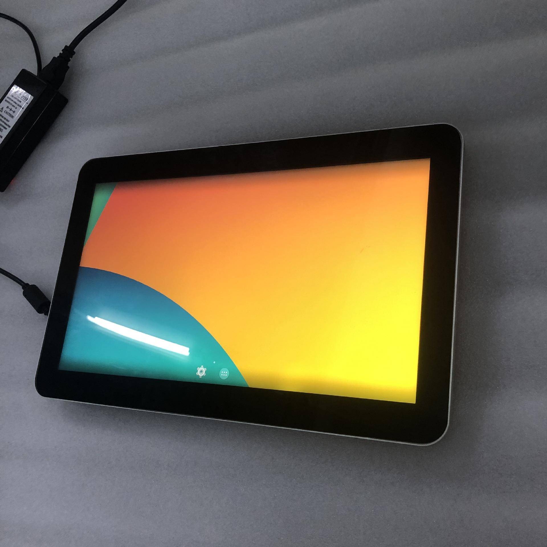 万电容触摸一体机1.寸安卓工业平板电脑嵌入式壁挂触摸广告机