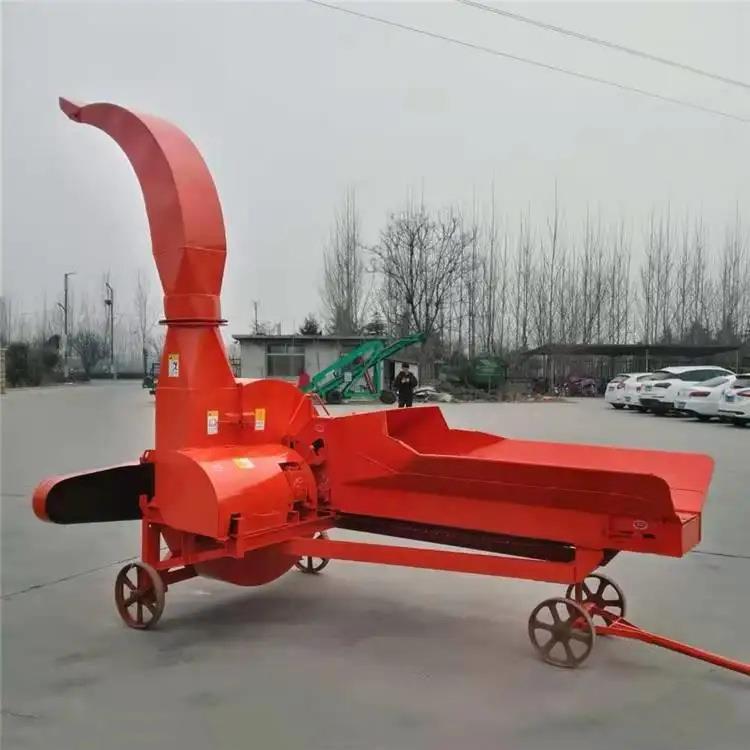 牧草青储牛羊铡草机8吨饲草电动揉丝机移动高喷农用青草切碎机