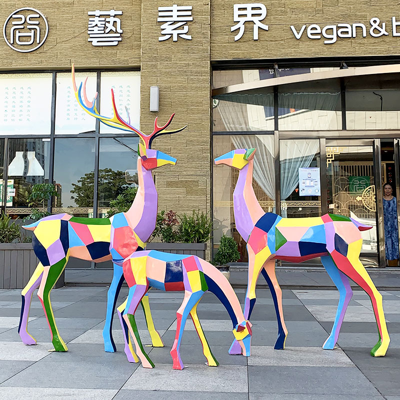 户外公园抽象几何鹿玻璃钢草坪雕塑园林景观艺术品装饰动物摆件
