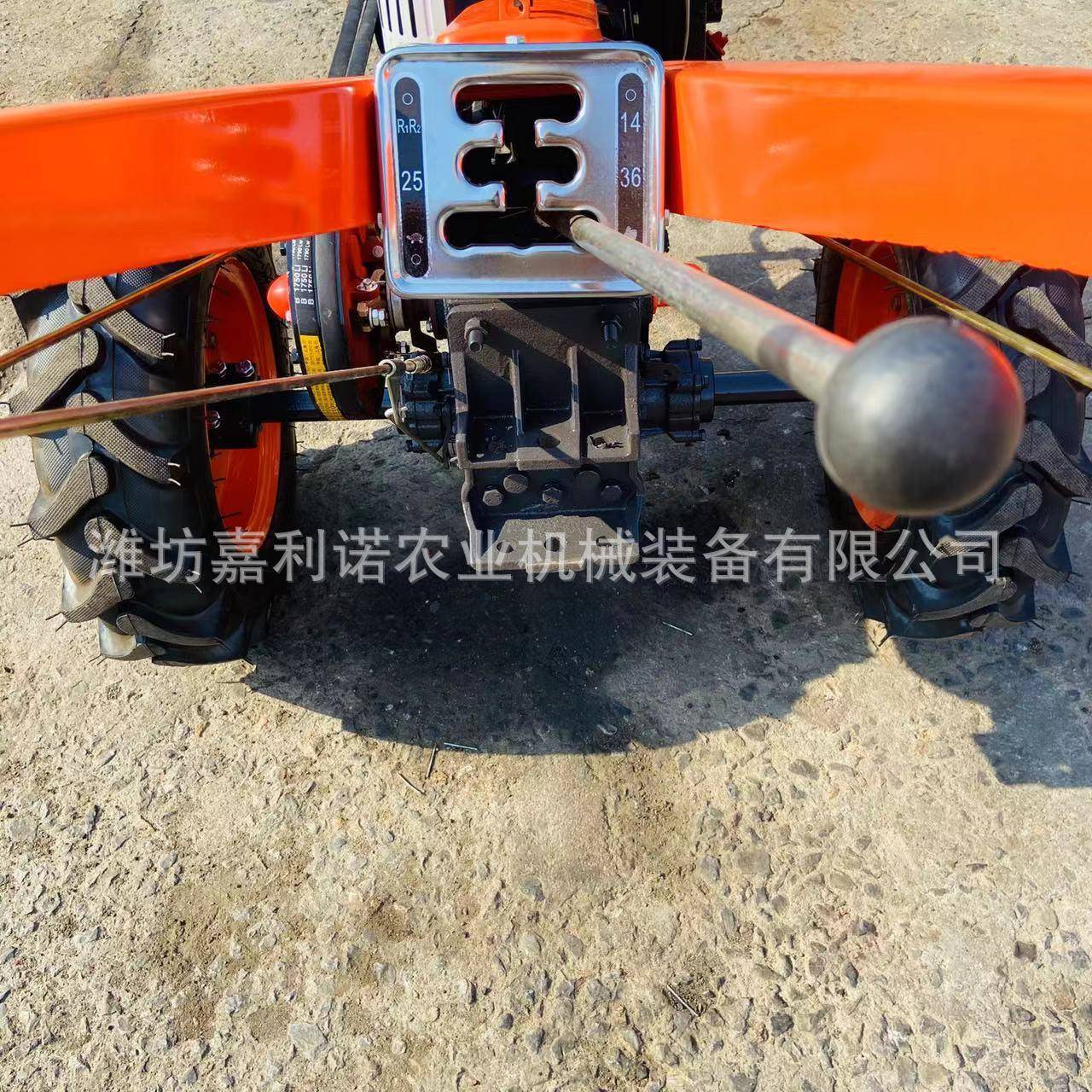 出口家用型水旱两用手扶拖拉机配套旋耕机开沟机十几种配件