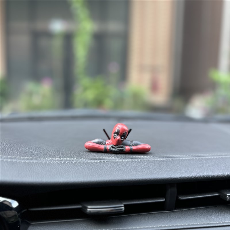 小贱贱死侍汽车中控台摆件公仔模型车载摆件W车内个性装饰