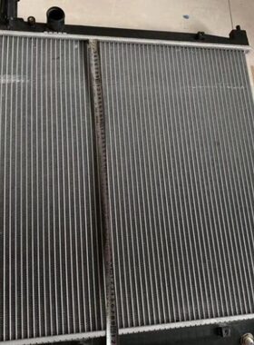 原厂0 发动机2QE8810 S 8X111久保田  98散热器进口买 国 欢迎购