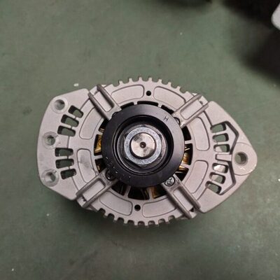 驻车空调 广告车 发电机 HEH324A03 28V 240A WP-FDJ 1000974264