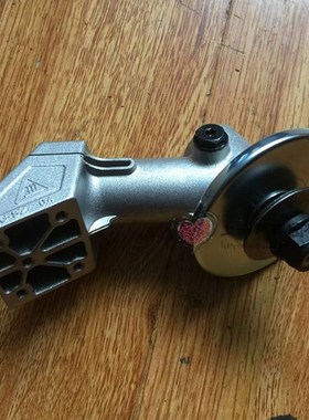 原装进口斯蒂尔STIHLFS120/200打草机工作头 齿轮头齿轮箱总成