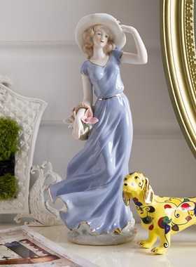 风吹裙摆采女孩工艺品物欧式公法式浪漫陶瓷玩偶复古蓝