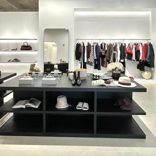 服装店中岛桌展示台陈列展示桌边柜储物柜烤漆装饰柜摆件展台定制