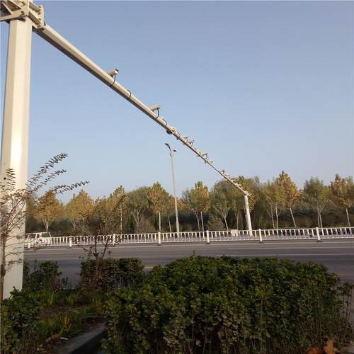 厂家多种规格六棱监控杆八角杆监控龙门桥