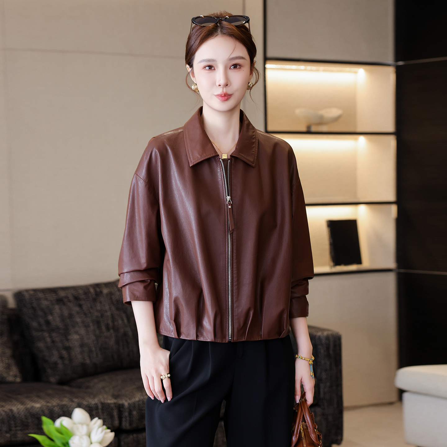 海宁2025新款真皮皮衣短款翻领