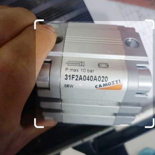 CAMOZZI康茂胜气缸31F2A050A010S01M2A040A025 32M2A050A180CN01