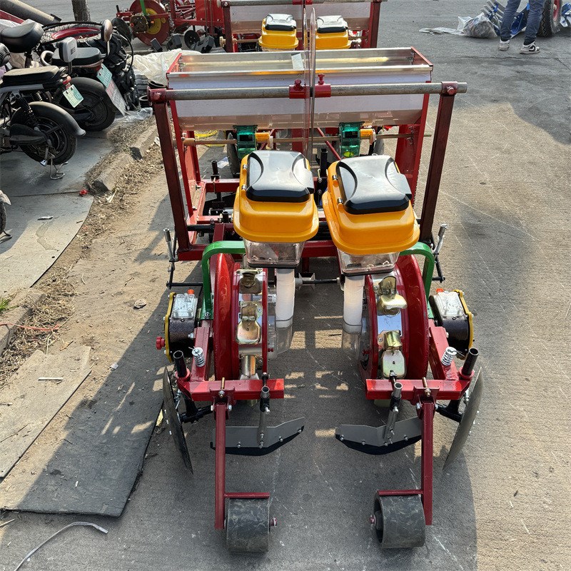 热销毛豆可换播种机一次两粒覆膜播种盘花生O点播机玉米覆膜播种