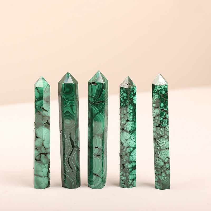 天然水晶孔雀石单尖六角柱摆件原石矿坑打磨装饰家居消磁能量乔迁