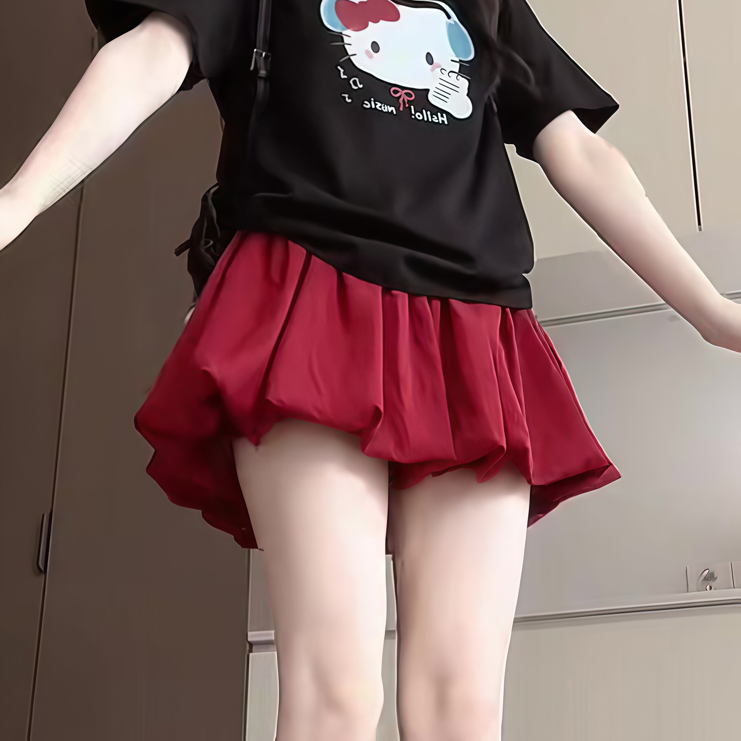 红色百褶蓬蓬花苞短裙女夏季显瘦松紧腰薄款a字裙裤防走光半身裙