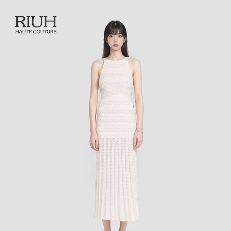 RIUH精致仿珠饰修身吊带长款针织连衣裙25秋冬