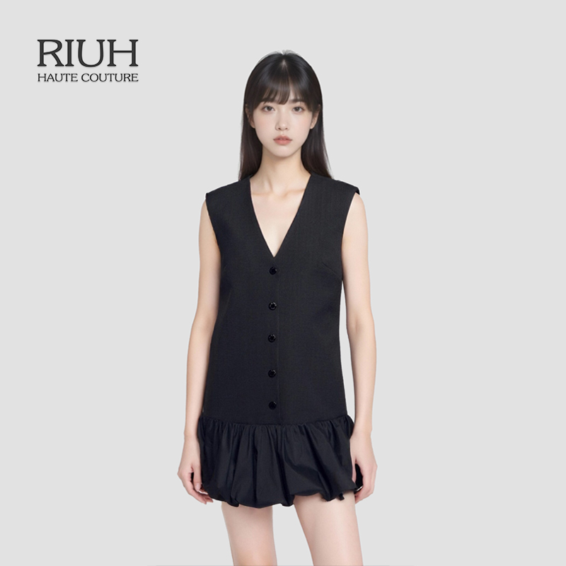 RIUH精致黑色V领竖排扣无袖花苞连衣裙25秋冬