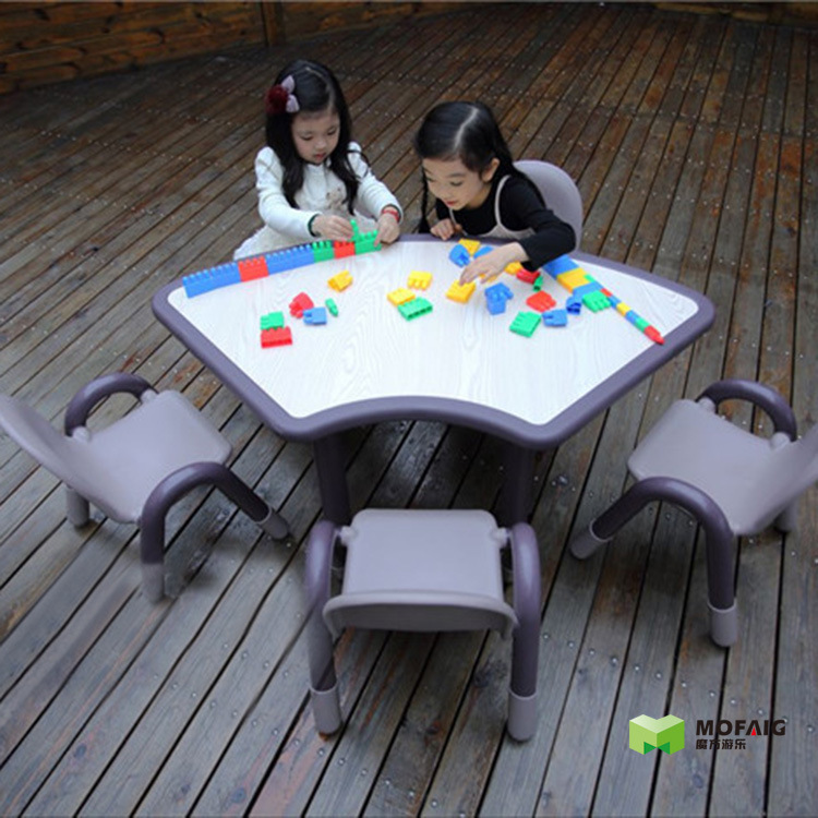 奇特乐 实木1/4桌 幼儿园儿童学习桌椅拼装四分之一圆桌升降课桌