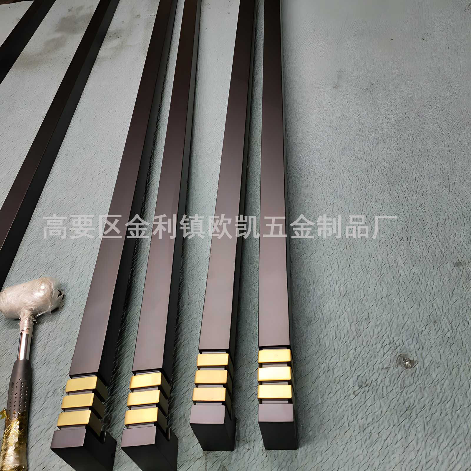 欧凯五金定制不锈钢门把手轻奢美式简约别墅区双开门玻璃大门拉手