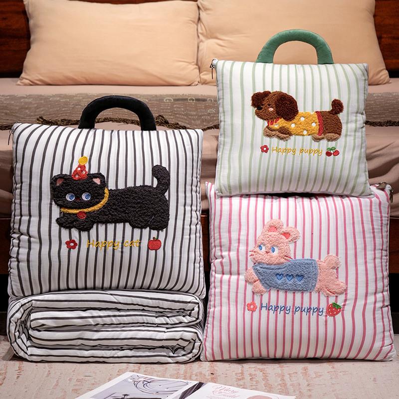 办公室午睡抱枕被子两用沙发毯子空调被夏凉被车载车用靠垫二合一