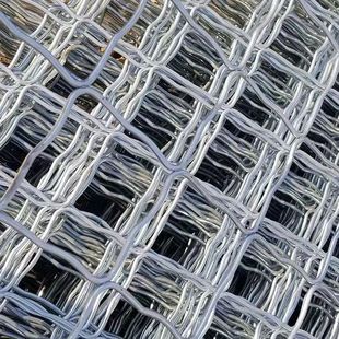 镀锌铁丝网围栏防护美格加粗护栏网格H网片格网养殖铁网钢丝网焊