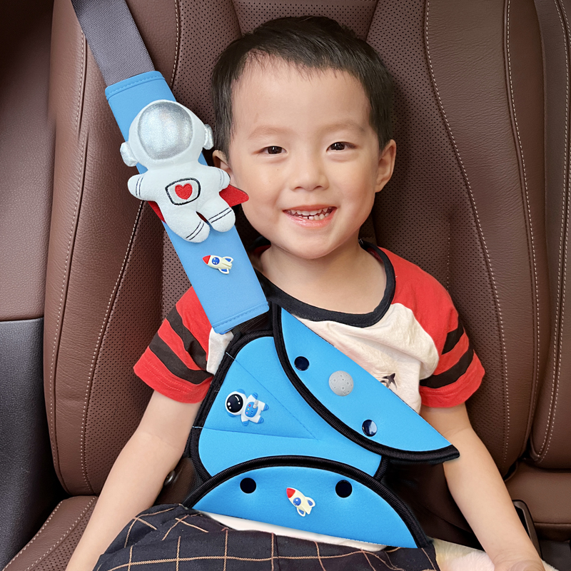 儿童安全带保护套调节固定器卡通卡通可爱防勒Q脖汽车保险带护肩