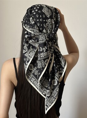 黑色腰果花大三角巾女夏季氛围感包头巾装饰个性丝巾裹胸半身裙