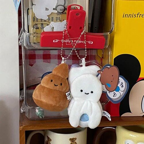 Fashion Mini Funny Poop Toilet Car Key Ring Chain Classic Fu