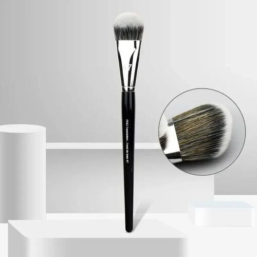 Professional Foundation Brush 47 Broom Head Liquid Foundatio