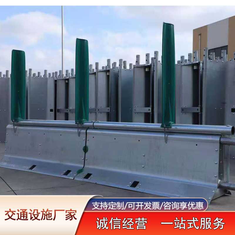 临时移动防护栏高速公路扩建铁马迷你护栏600高a级移动钢护栏