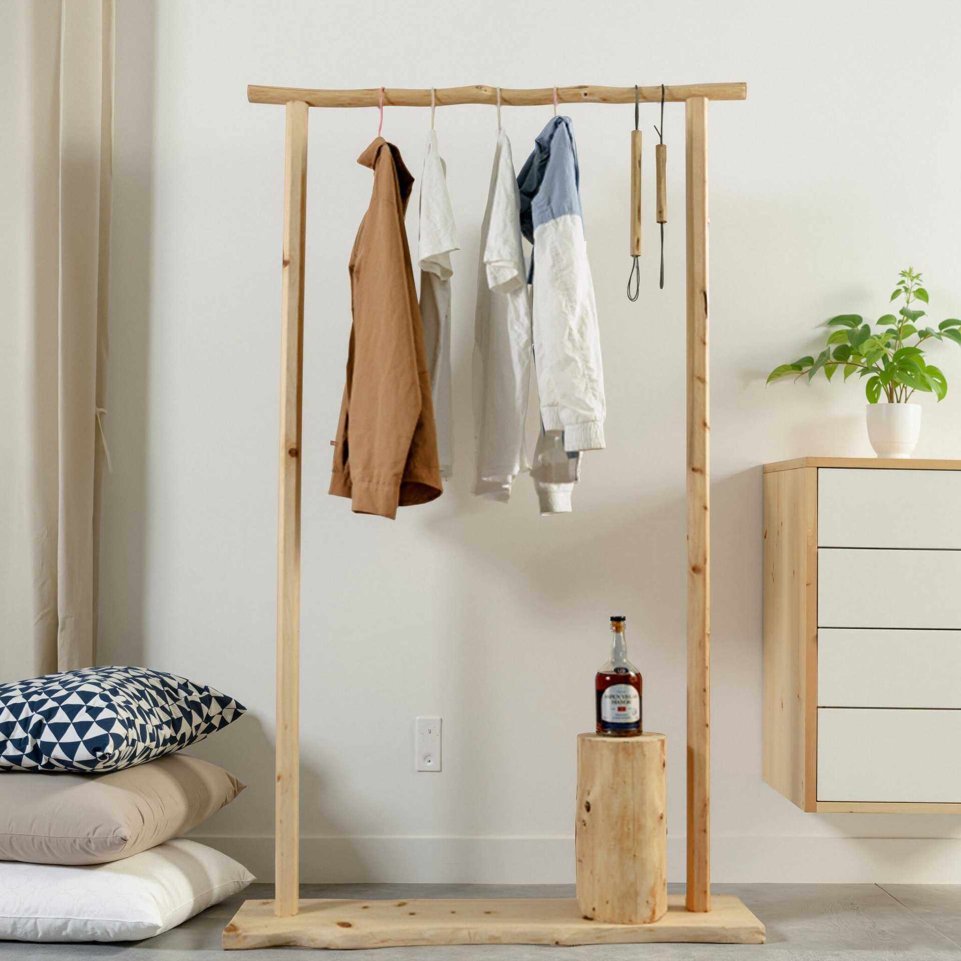 创意实木储物衣帽架落地衣帽间家用挂衣架收纳置物架卧室衣柜外挂,玩具/童车/益智/积木/模型,垂直悬浮玩具,淘宝优惠券,粉丝福利购,淘宝优惠卷