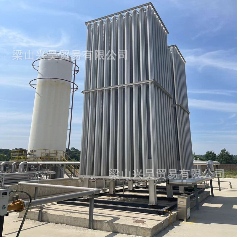 橇装式天然气液化装置  LNG产量 74t/d(169m3/d) 在LNG贮槽内计