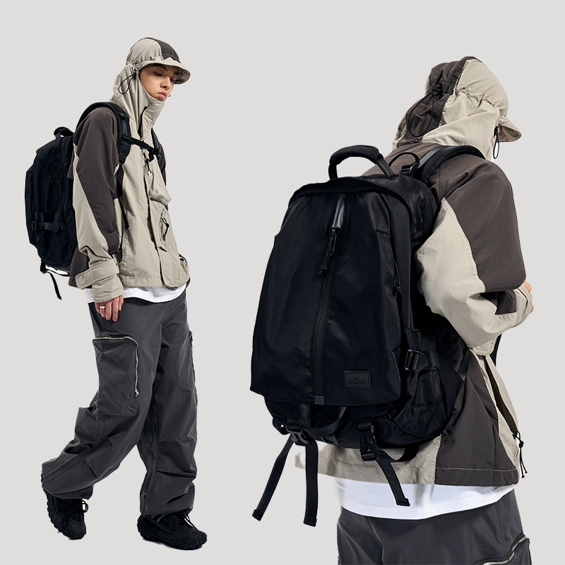 INTHESOUTH大容量户外登山包男双肩包学生书包电脑运动背包旅行包