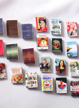 Dollhouse娃娃屋袖珍翻页书配件书本模型BJD场景拍摄道具漫画书