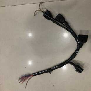 帕萨特B5领驭1.8T点火线圈线速插头A6A4点火线圈线束4B0973724