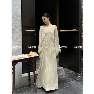 1423【云涧辞】 桑蚕丝松落肩大摆长裙清冷感纯色仙女连衣裙