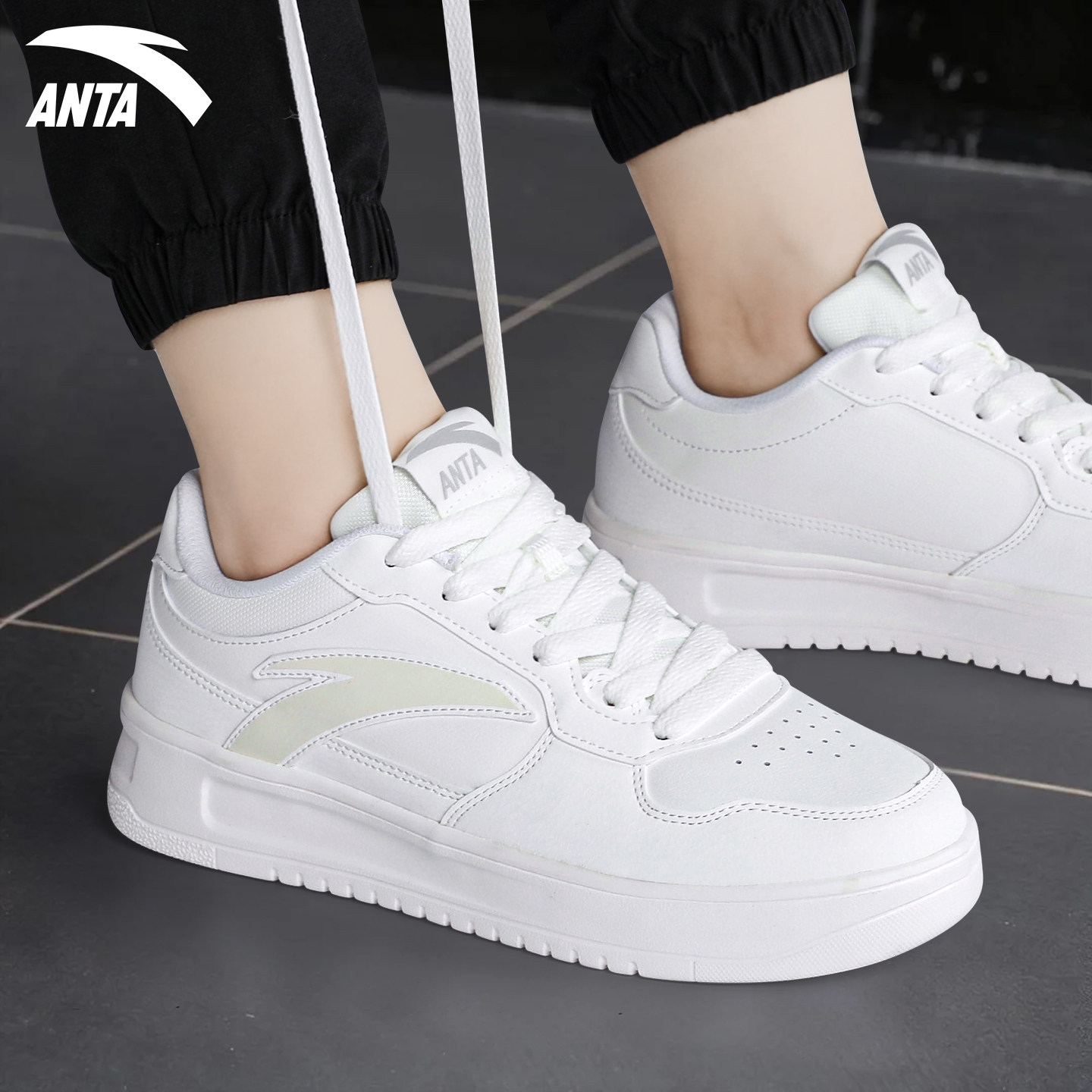 安踏男鞋复古板鞋男士轻便运动鞋厚底潮流小白鞋青少年学生休闲鞋