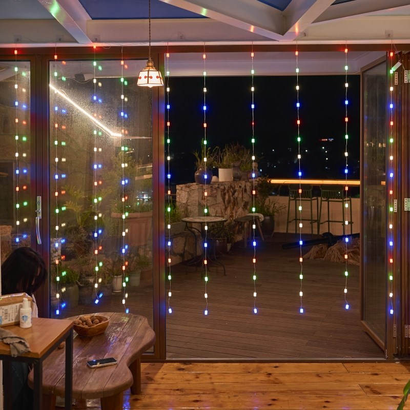 led彩灯闪灯串灯满天星卧室氛围灯门帘珠帘隔断帘装饰网红窗帘灯